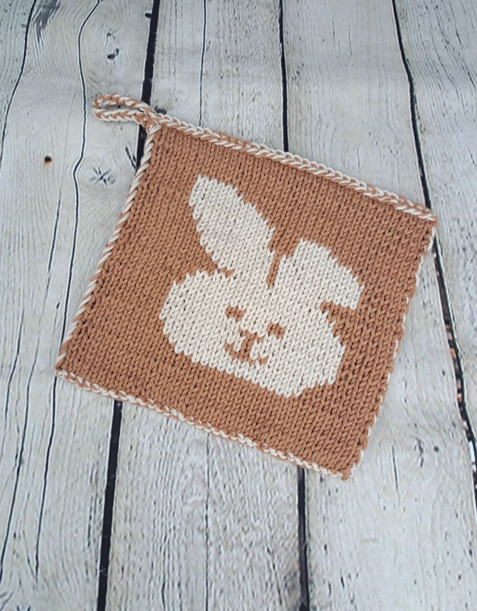 Blog content image for 'Free Bunny Potholder / Dishcloth Knitting Pattern'