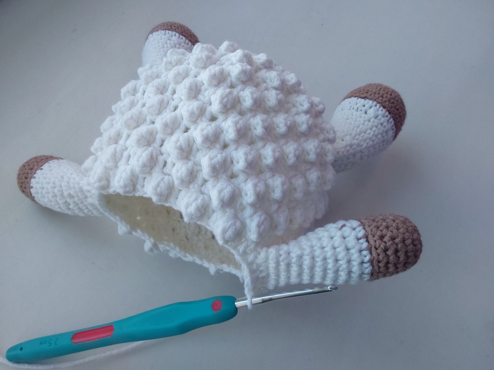 Blog content image for 'Free Crochet Pattern for Sheep Amigurumi'