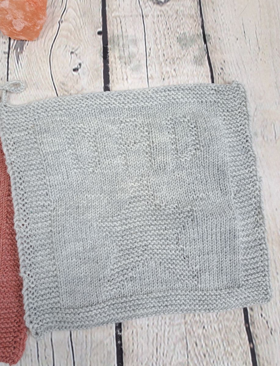 Blog content image for 'Free Knitting Pattern for a Mum and Dad Washcloth'