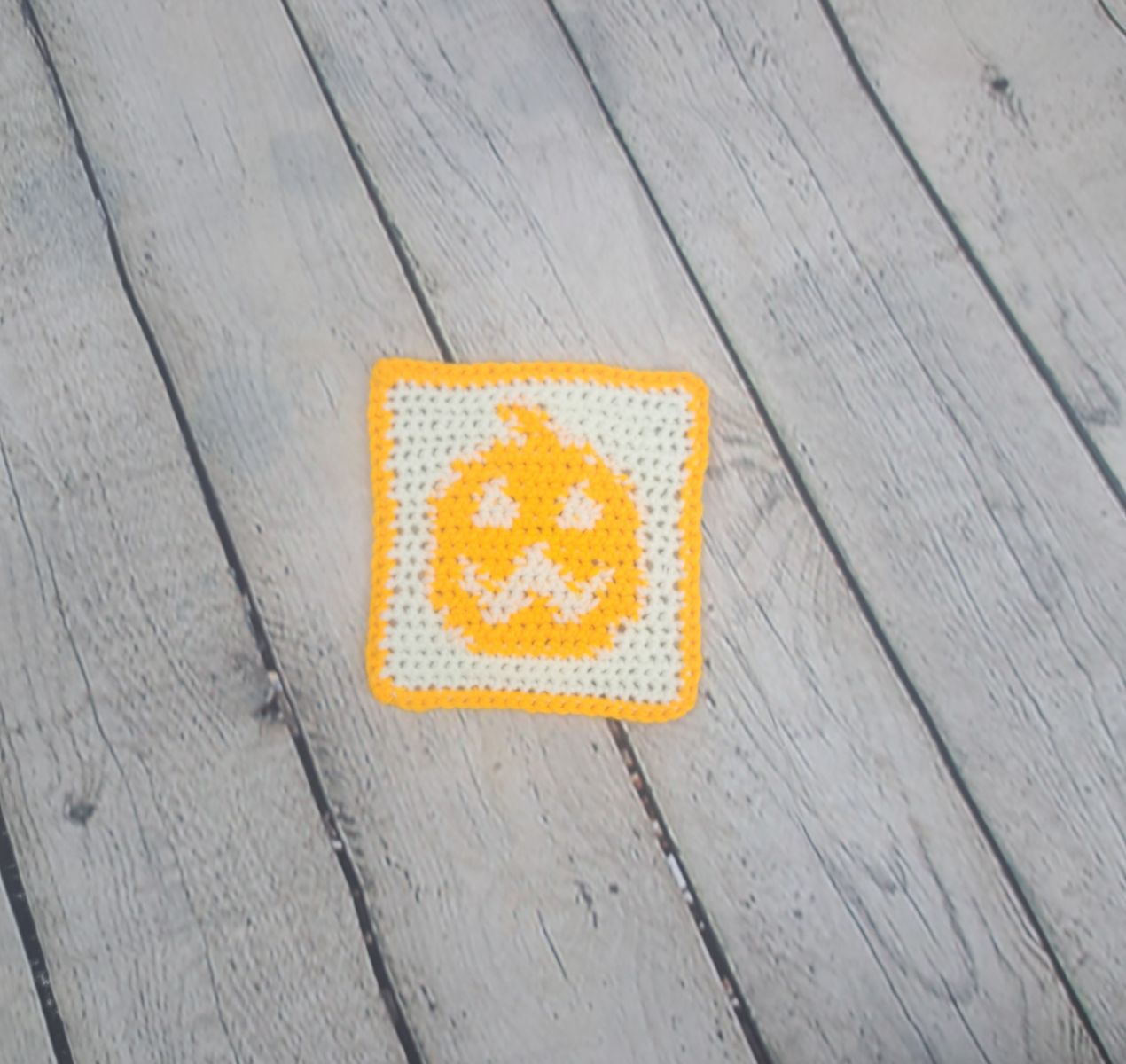 Blog content image for 'Free crochet pattern for a lovely pumpkin coaster to make yourself'