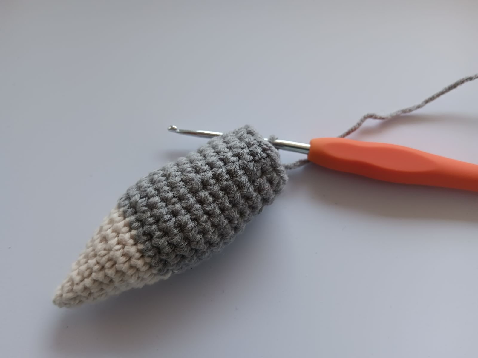 Blog-Inhaltsbild für 'Katze häkeln. Kostenlose Anleitung für Kater'