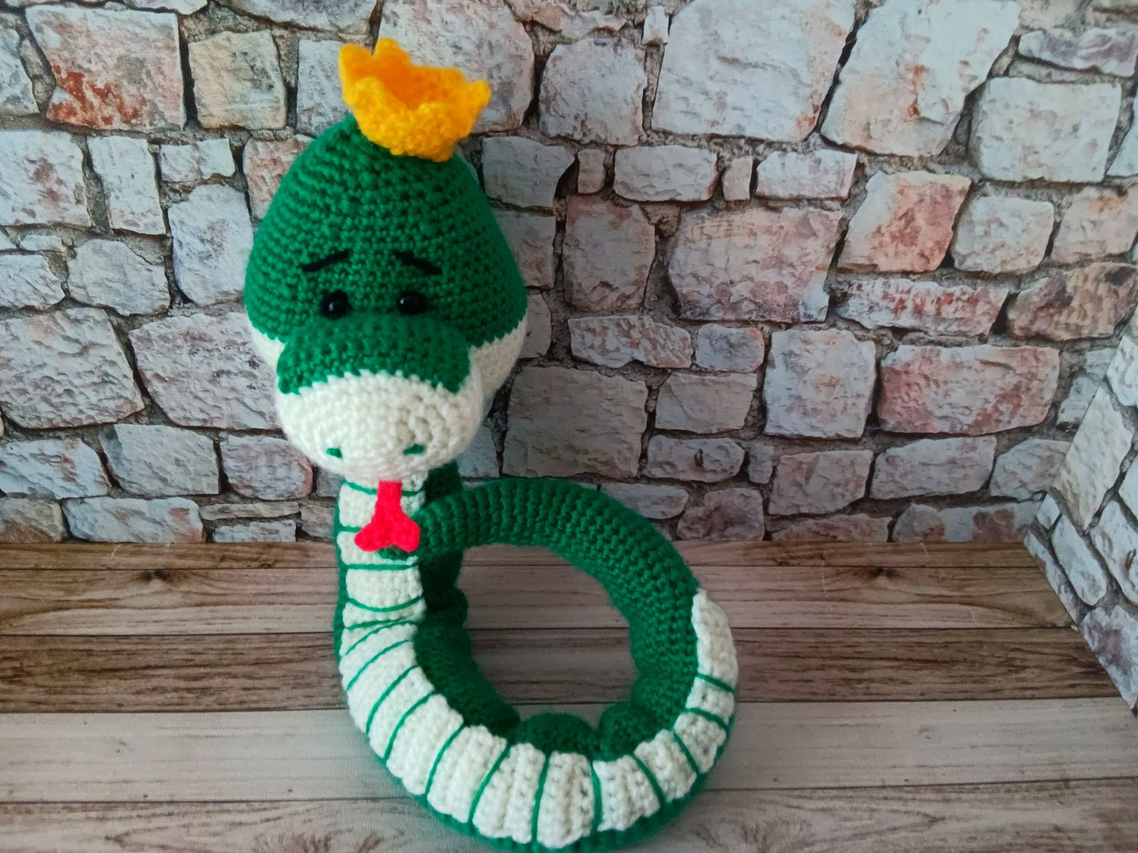 Blog-Inhaltsbild für 'Frosch häkeln. Kostenlose Häkelanleitung für Frosch-Prinzessin'