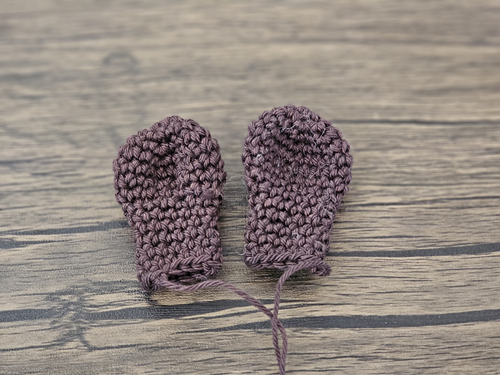 Blog-Inhaltsbild für 'Kostenlose Häkelanleitung für einen Osterhasen mit Körbchen'