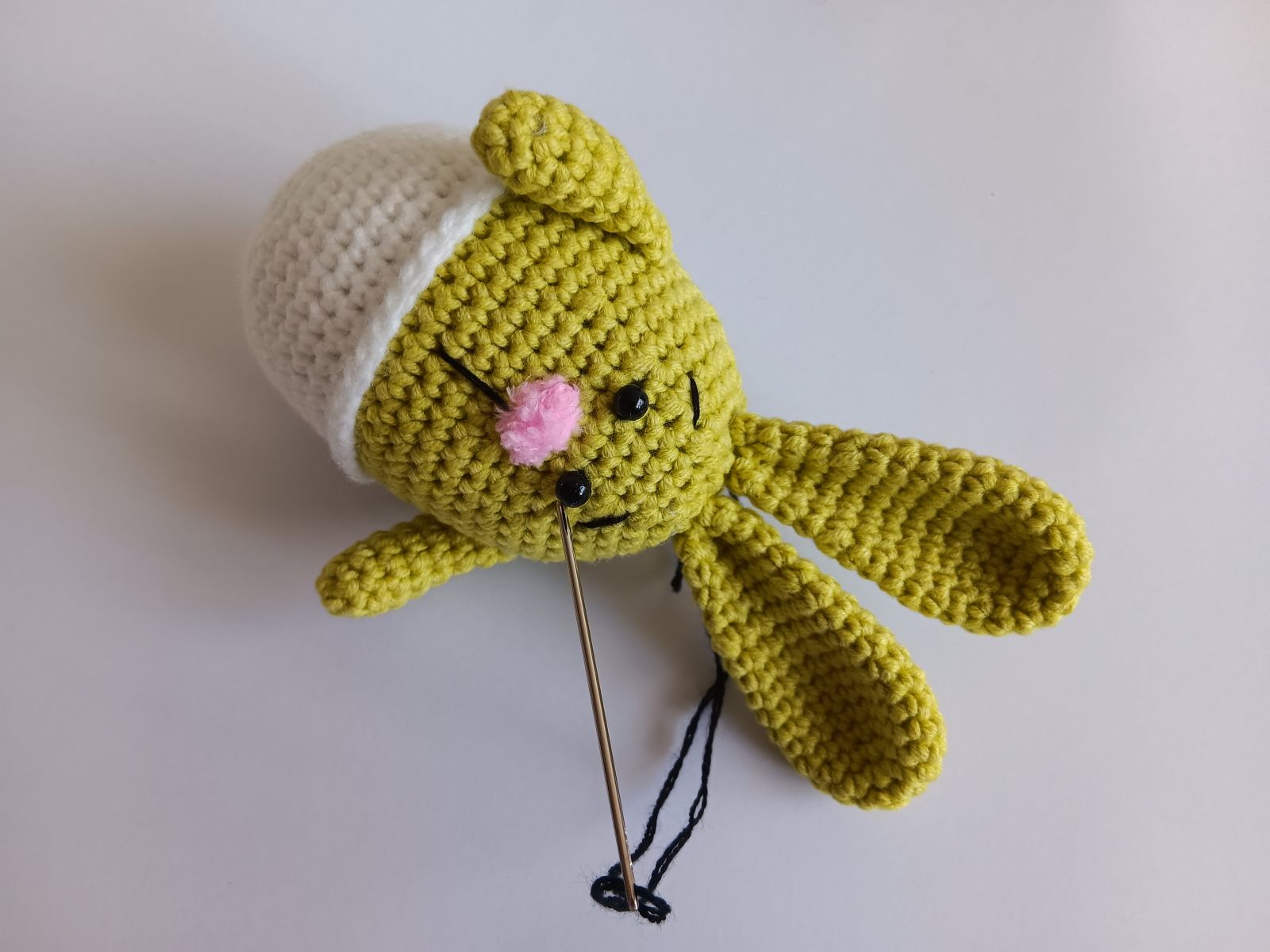 Blog-Inhaltsbild für 'Handytasche Häschen häkeln. Kostenlose Häkelanleitung'