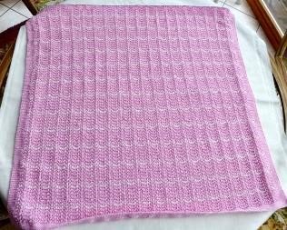 Blog-Inhaltsbild für 'Babydecke "Little Princess" für den Sommer - Gratis Strickanleitung'