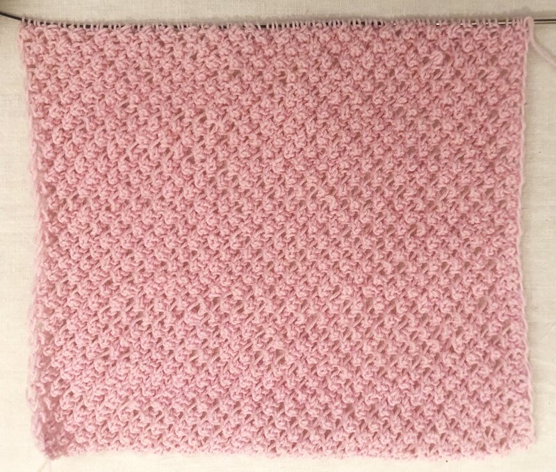 Blog-Inhaltsbild für 'Gratis Strickanleitung Decke im Röschenmuster'