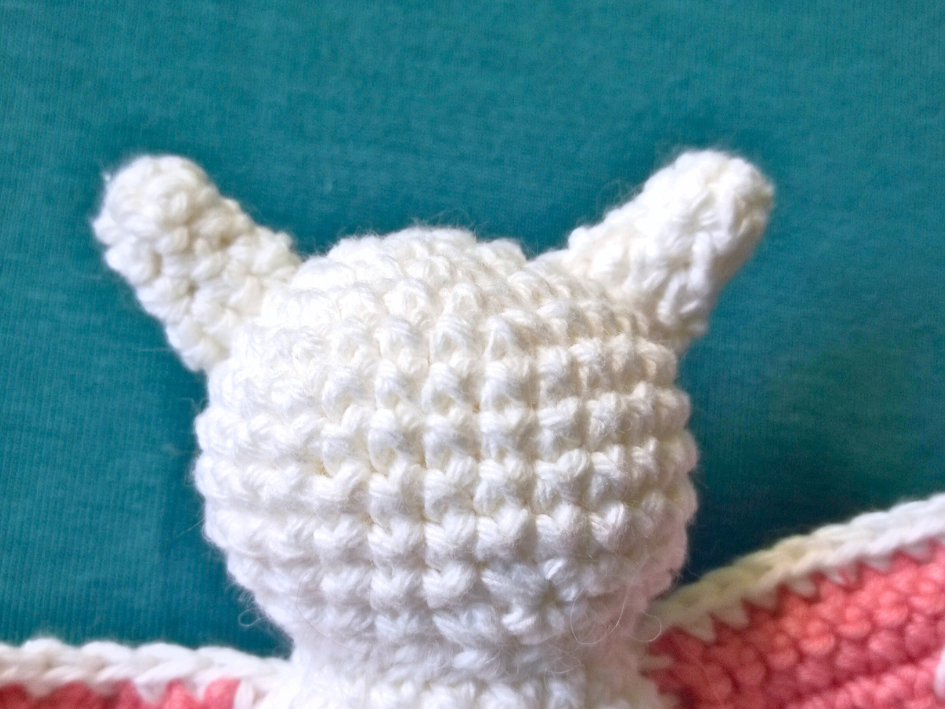 Blog content image for 'Kostenlose Häkelanleitung Amigurumi Halloween Fledermaus'