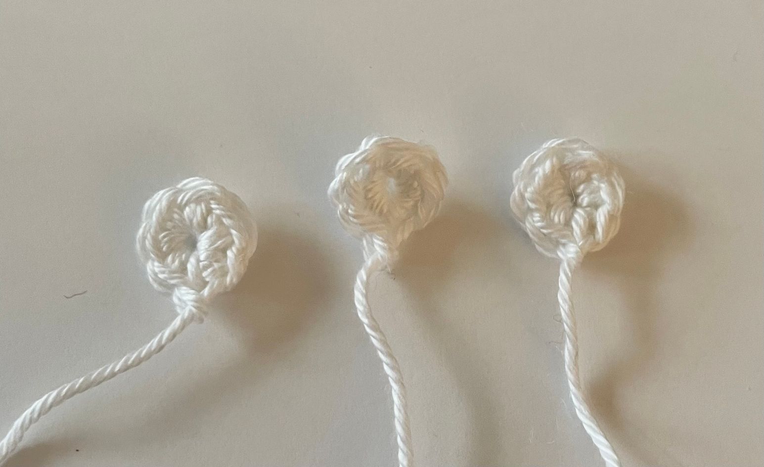 Blog-Inhaltsbild für 'Kostenlose Häkelanleitung für ein niedliches Pilzhaus'