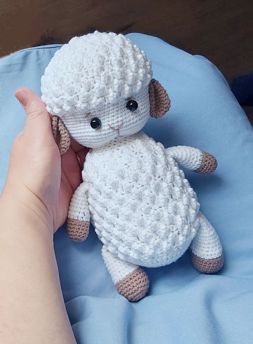 Blog content image for 'Free Crochet Pattern for Sheep Amigurumi'