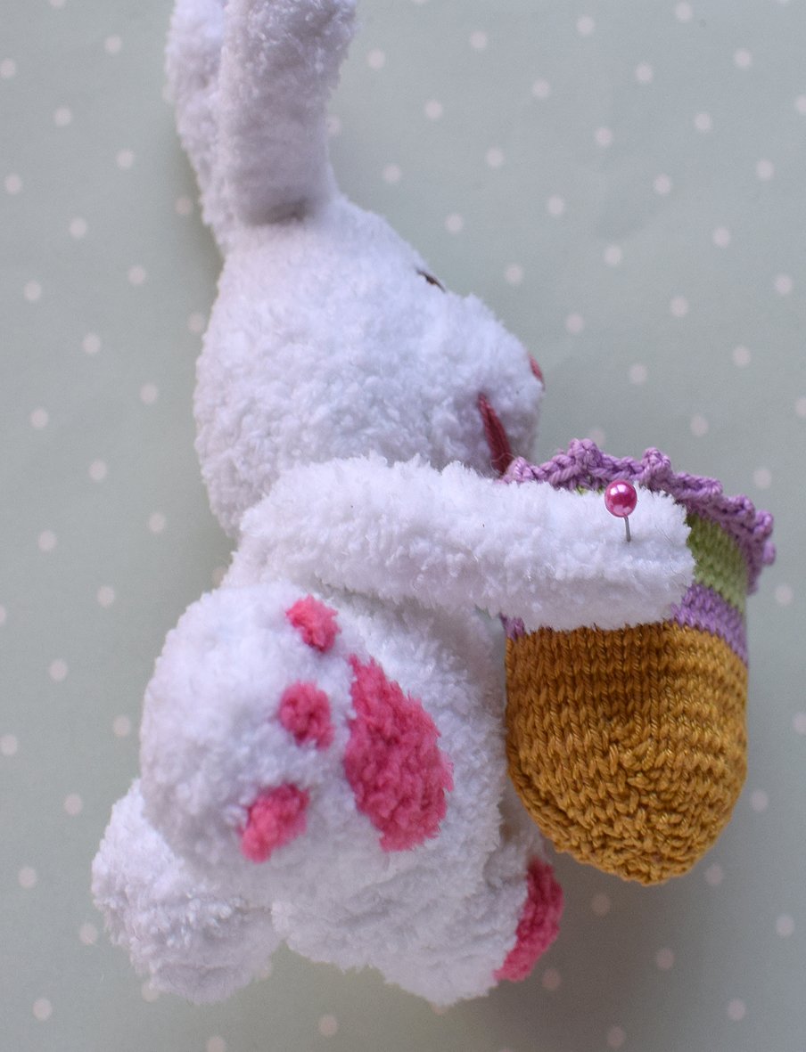 Blog-Inhaltsbild für 'Osterhase. 2 in 1 - Häkeln + Stricken'