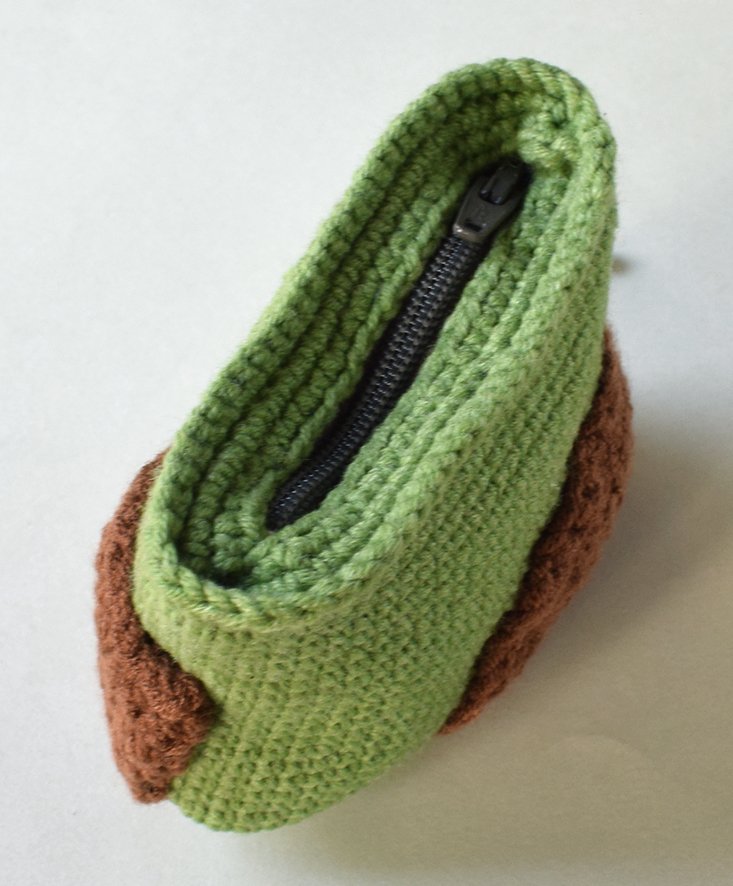 Blog content image for 'Purse « dog ». 2 in 1 - crochet + knitting'