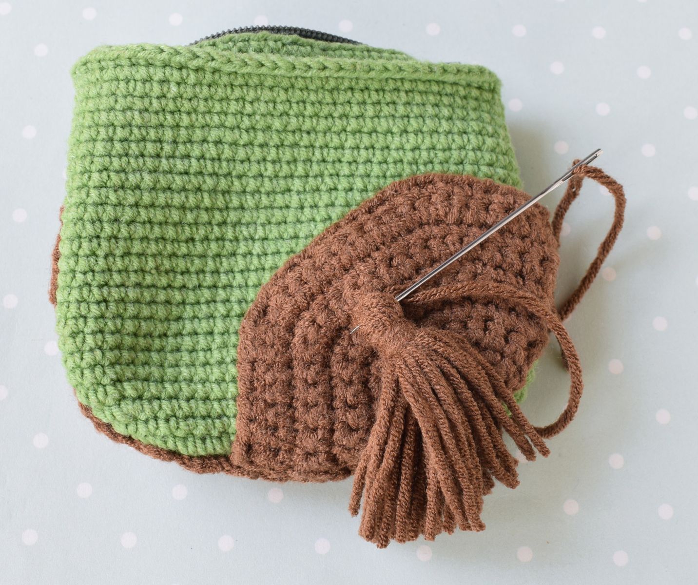 Blog content image for 'Purse « dog ». 2 in 1 - crochet + knitting'