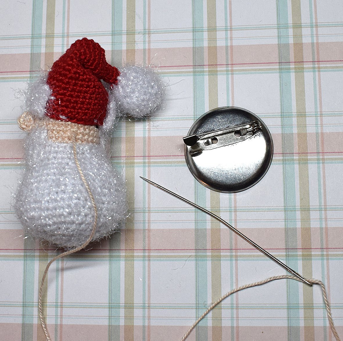 Blog content image for 'Santa - New Year Festive Brooche'