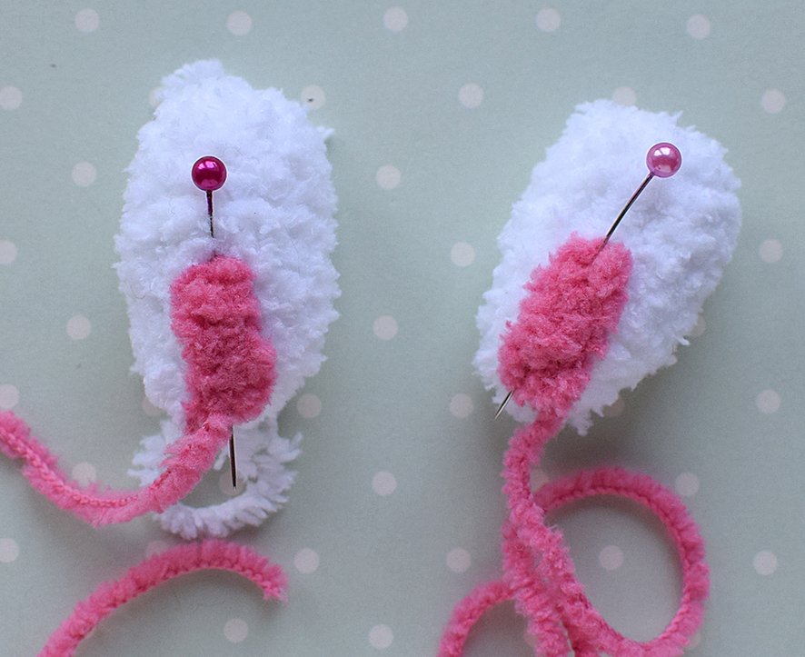 Blog content image for 'The Easter Bunny. 2 in 1 - crochet + knitting'