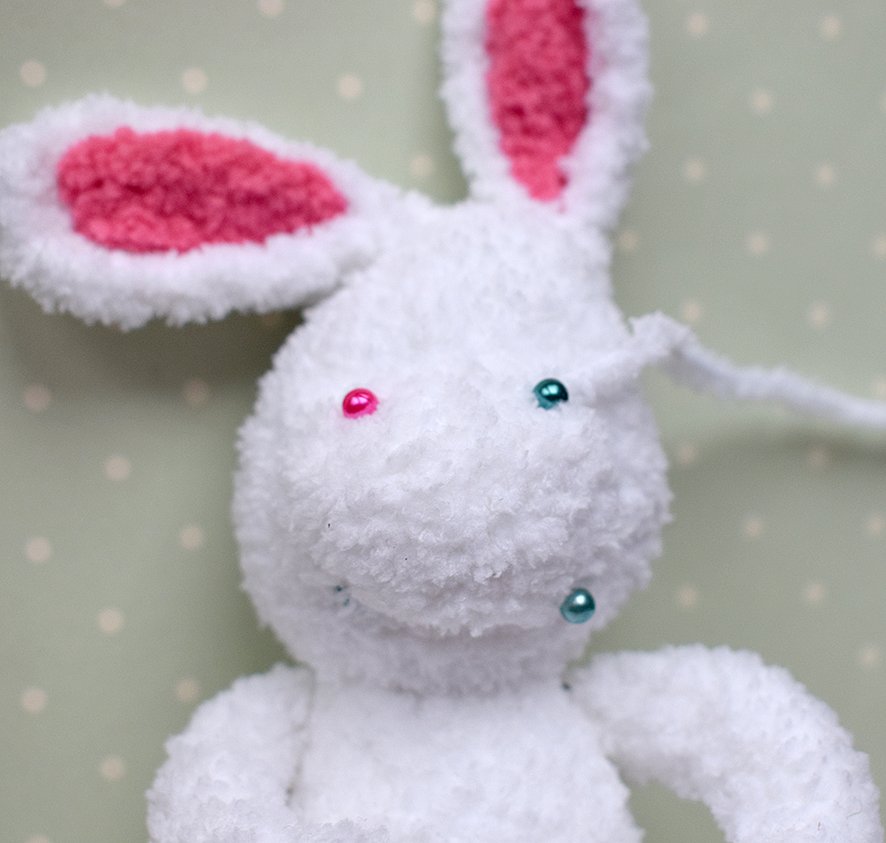 Blog content image for 'The Easter Bunny. 2 in 1 - crochet + knitting'