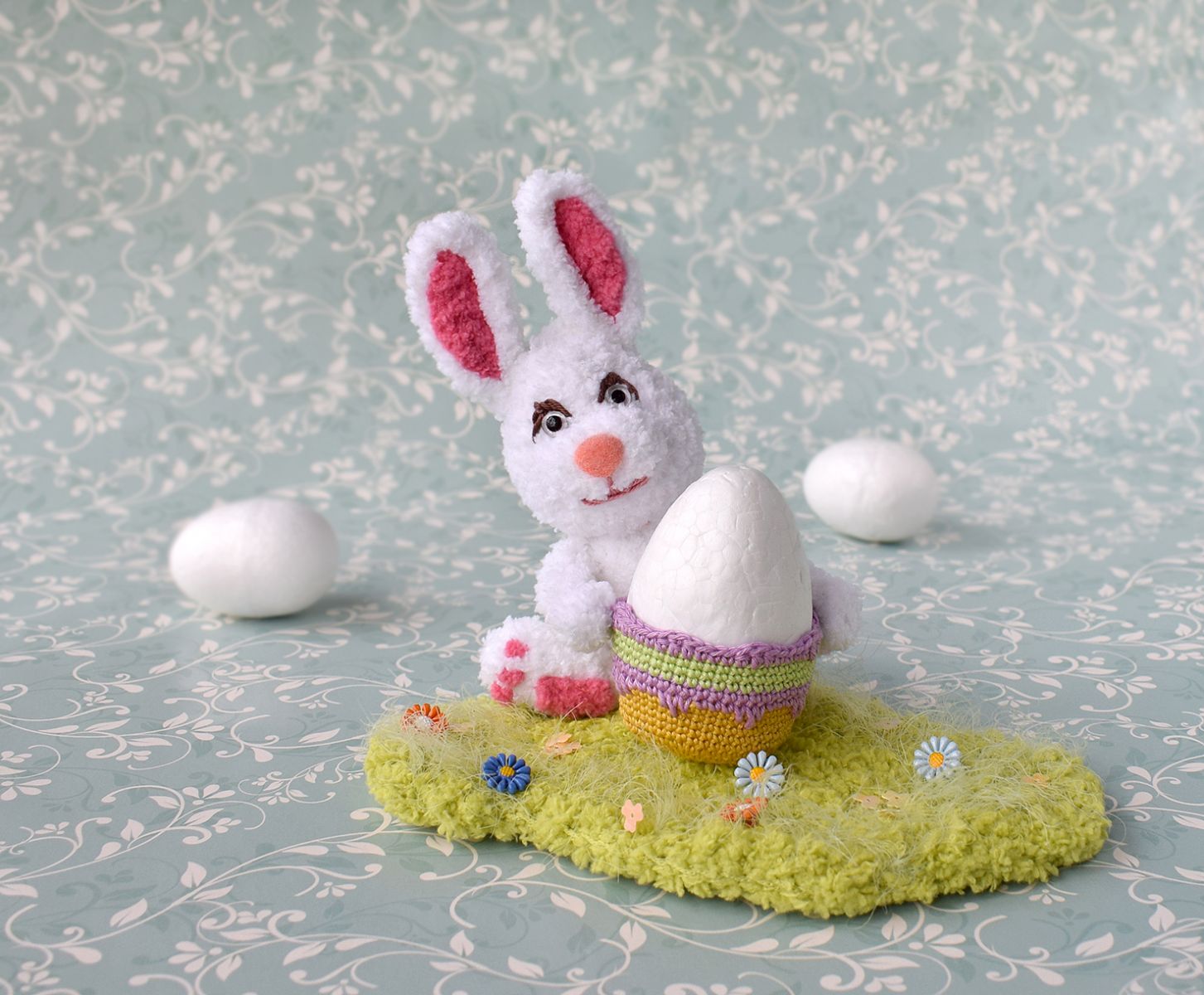 Blog content image for 'The Easter Bunny. 2 in 1 - crochet + knitting'