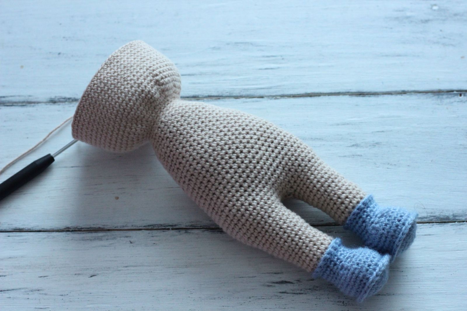 Blog-Inhaltsbild für 'Free Crochet Pattern for Doll'