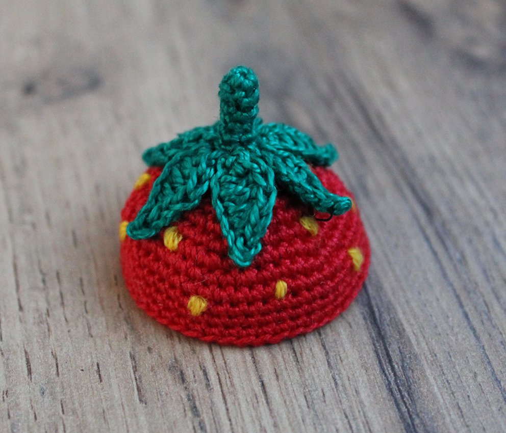 Blog-Inhaltsbild für 'The elf in the strawberry hat'