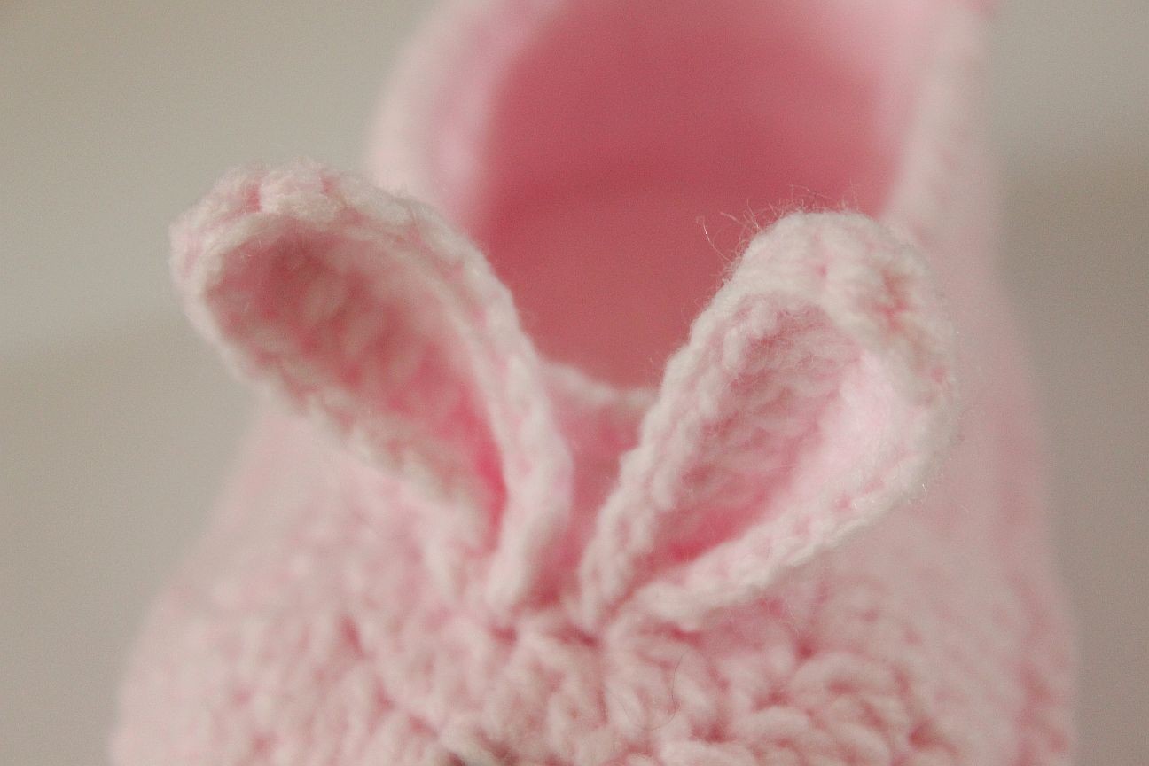 Blog content image for 'Bunny Baby Booties Crochet Pattern. FREE!'
