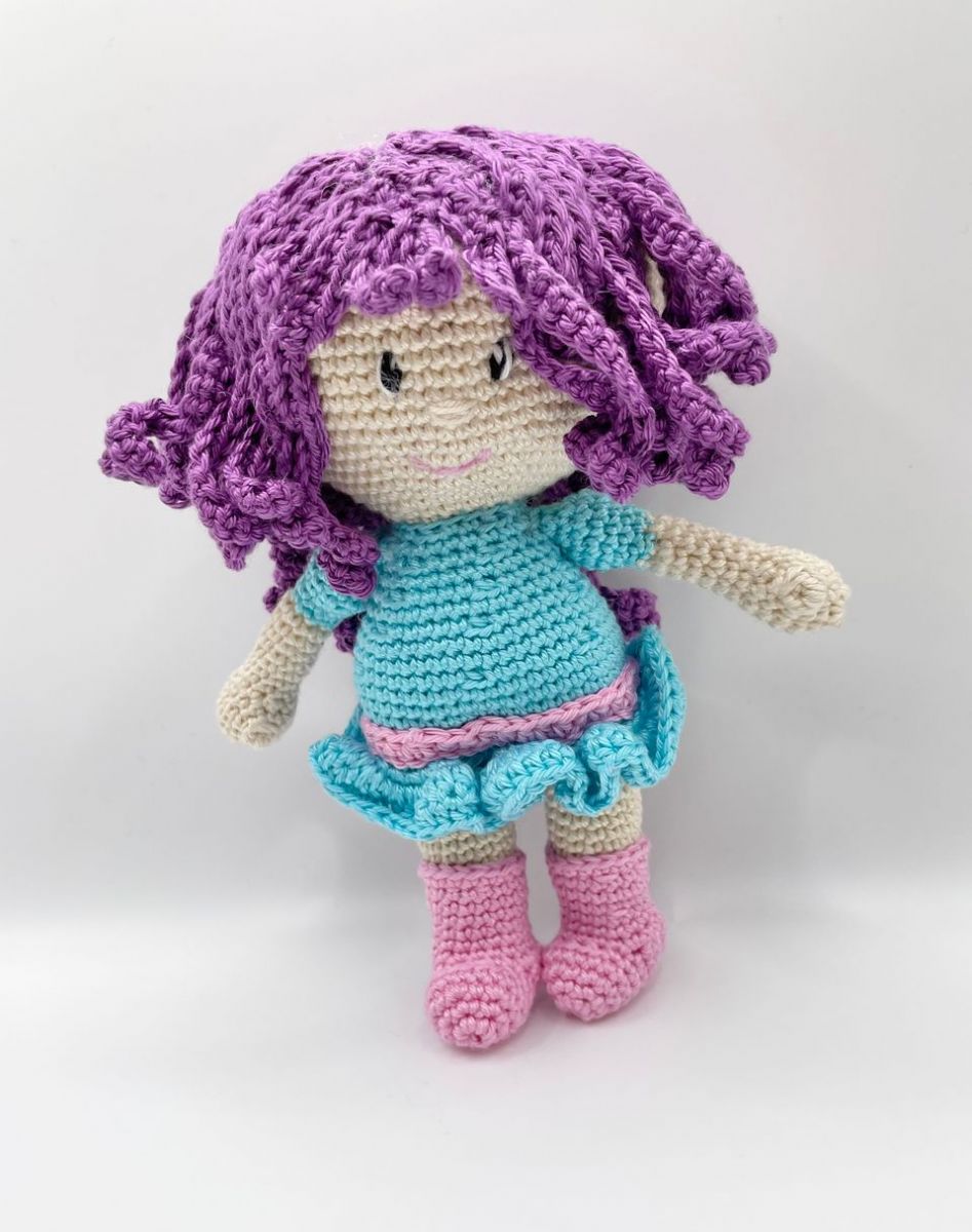 Blog-Inhaltsbild für 'Kostenlose Anleitung: Niedliche Amigurumi-Puppen häkeln für Anfänger'