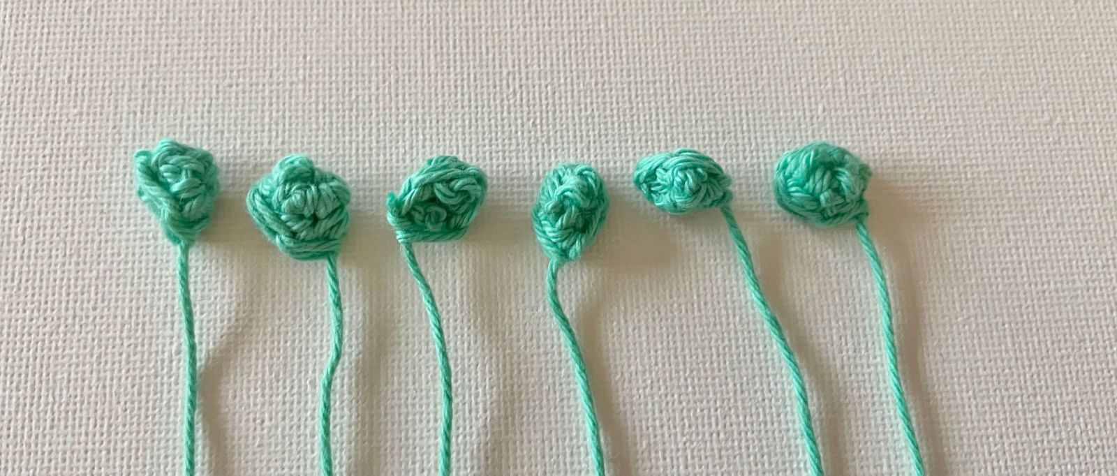 Blog-Inhaltsbild für 'Kostenlose Anleitung Frosch-Toilettenrollen-Überzieher'