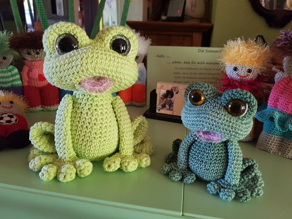 Crochet pattern Taki the croaking frog