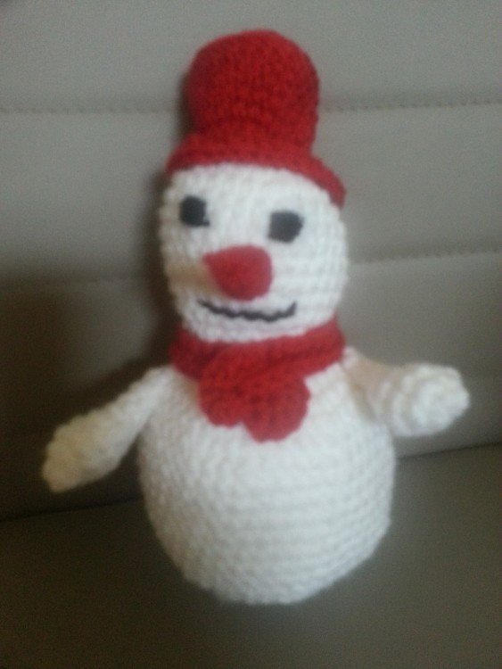 Amigurumi Schneemann - PDF und Video Häkelanleitung Kostenlos