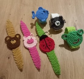 ...süße Armbänder für kleine Mädchen, hat Spaß gemacht 🐈‍⬛🐸🧸🐟🐷🐞