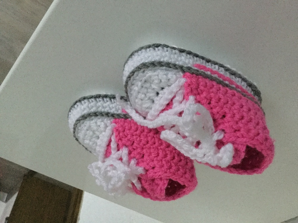 H&auml;kelanleitung f&uuml;r trendige Babyschuhe