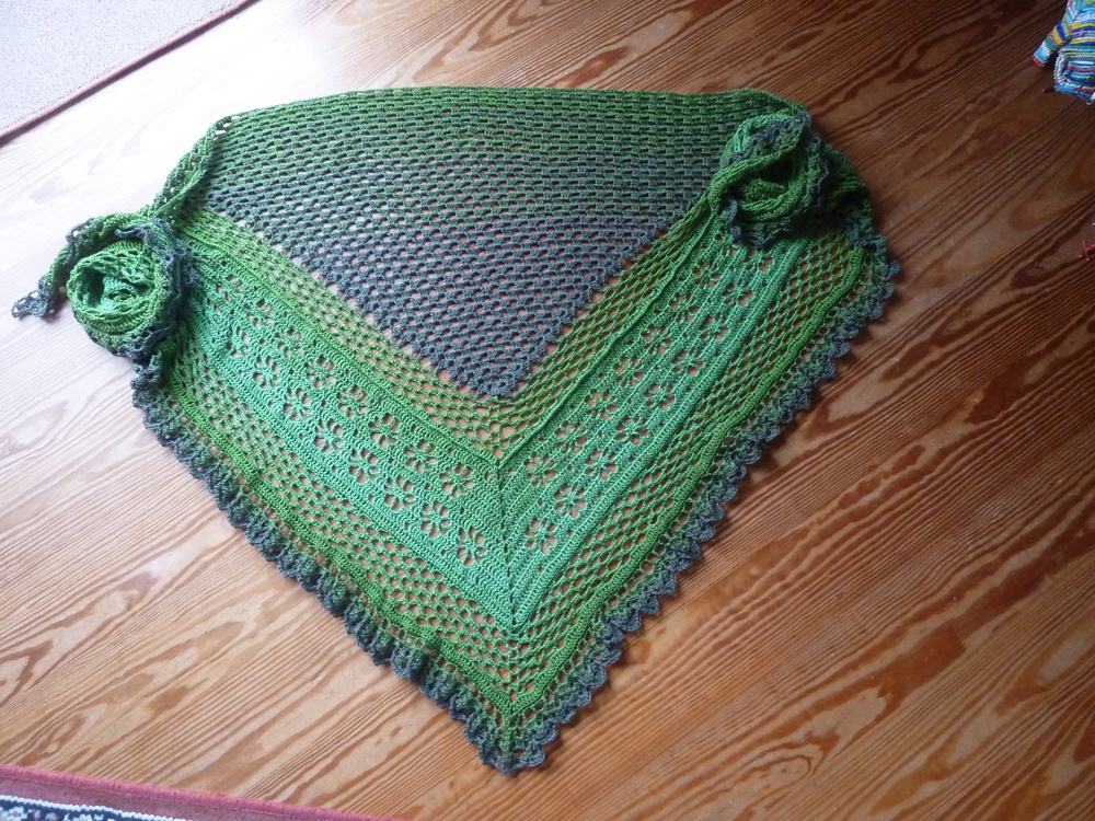 Crochet pattern shawl Prairie