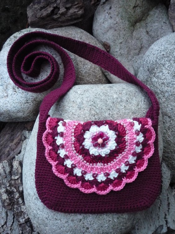 - MARY LOU -  Mandala Tasche häkeln, Geschenk, Mädchentaschen