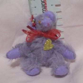 10cm großer Teddy von Hand genäht