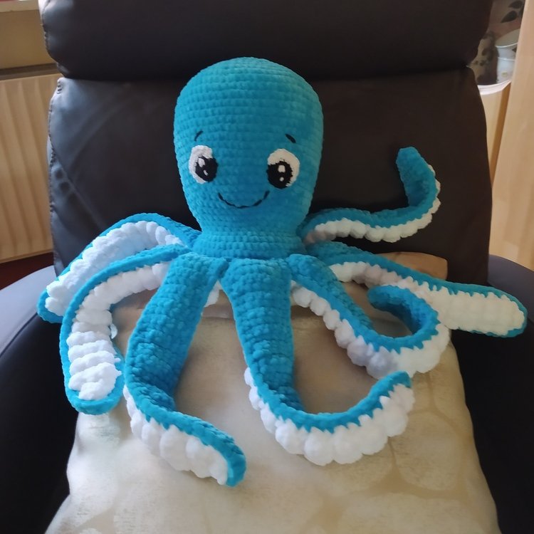 Ostin the Octopus Crochet Pattern