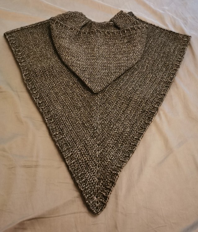 Pattern hooded poncho