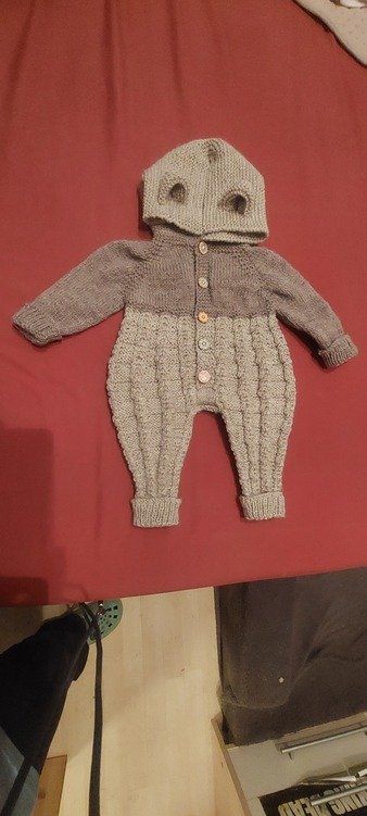 Strickanleitung Babyoverall in Größe 56-62, nahtlos,Stricktabelle mit Foto