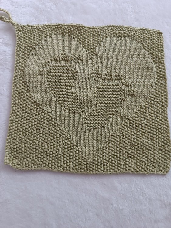 Knitting pattern washcloth &quot;Baby feet&quot;