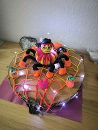 Die Kürbis Spinne ist auch ein tolles Projekt von Angi Design 😀