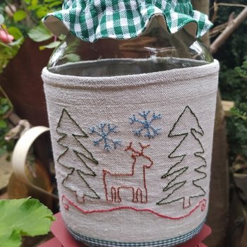 Ein UFO beendet. Mein neues Keksglas für die Adventszeit