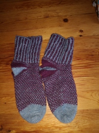 Gum Gum Socken
Muster Broken Seed