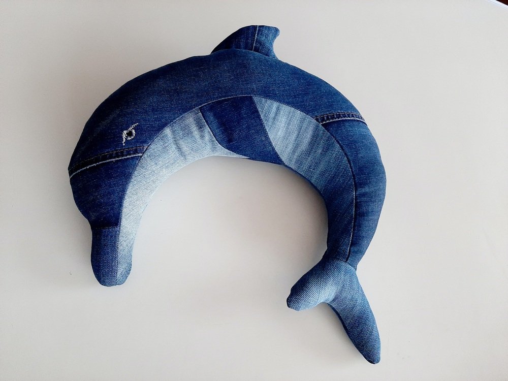 Dolphin neck pillow + heating pad pattern (microwavable rice bag)