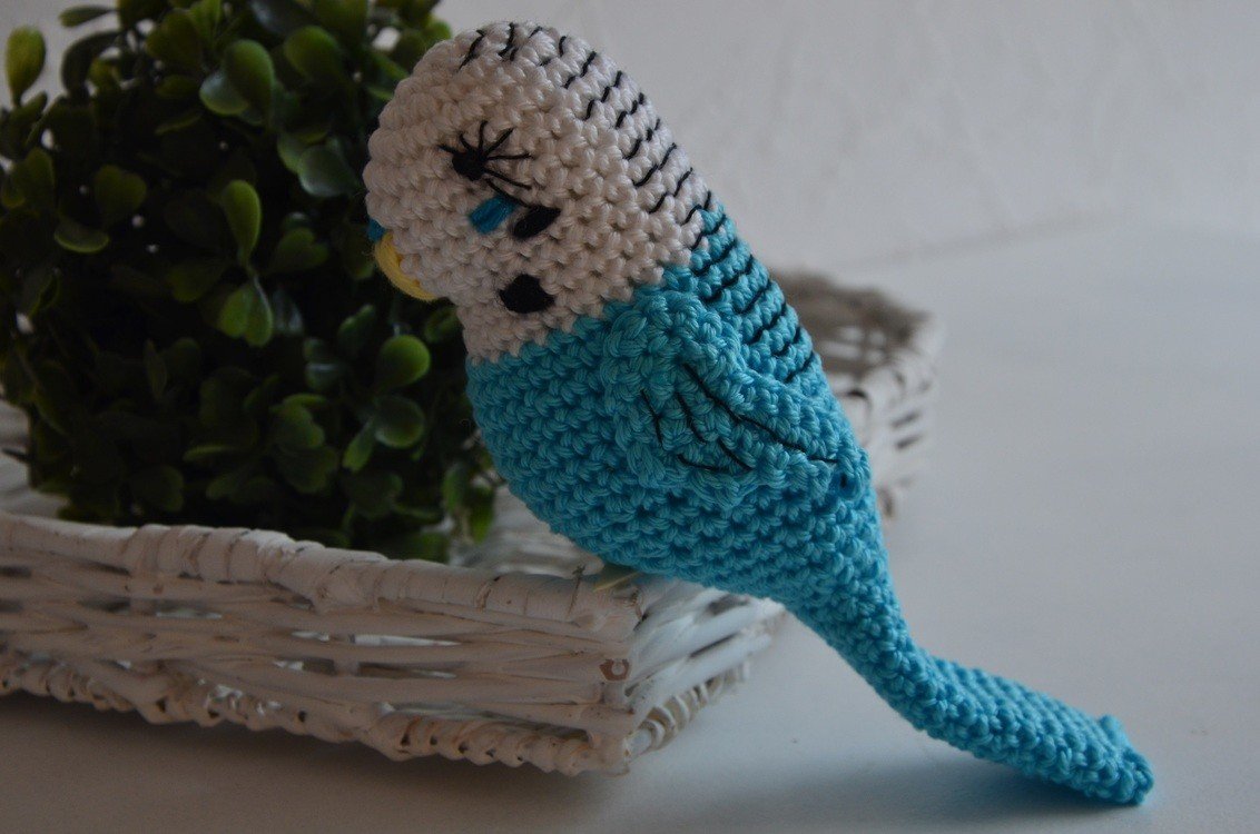 Amigurumi bird, approx. 12 cm (as decoration or pendant)