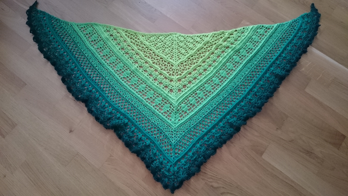 Edlothia Shawl