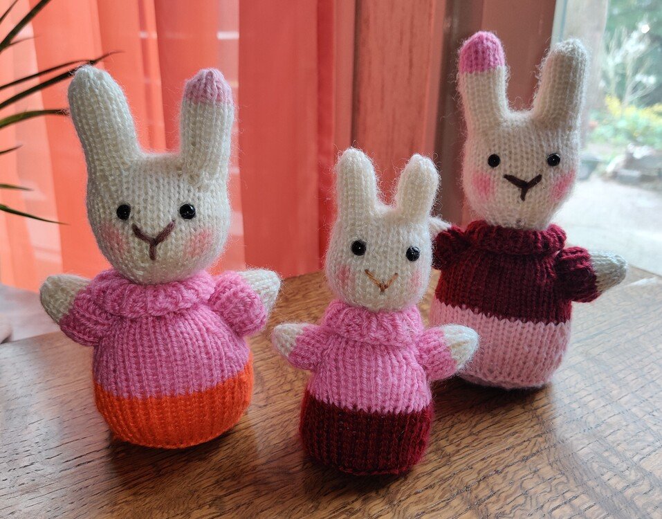 Mini Bunny &quot;The Stash Gobblers #04&quot; knitting pattern