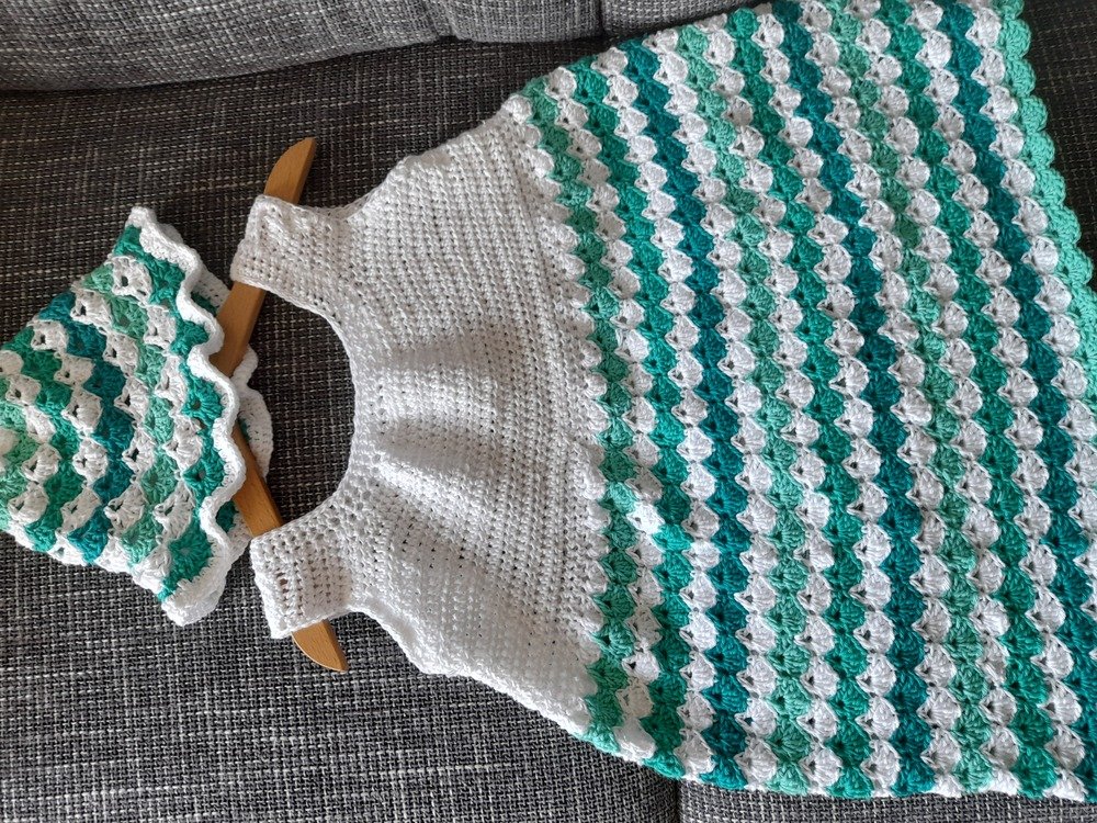 crochet pattern baby dress &quot;unicorn&quot;, 0-4 years