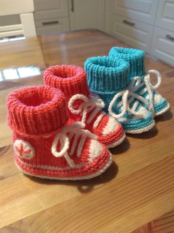 Strickanleitung Babyschuh &quot;Mein erster Turnschuh&quot; 4 Größen, mit Video