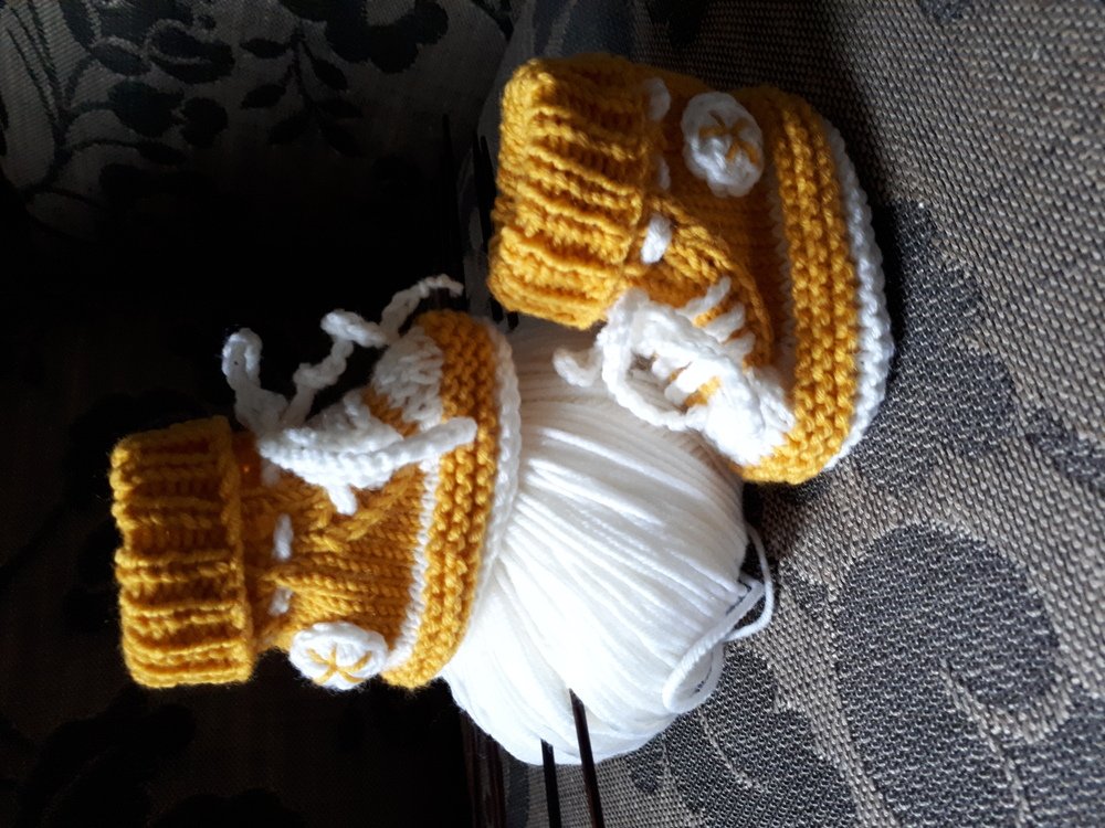 Strickanleitung Babyschuh &quot;Mein erster Turnschuh&quot; 4 Größen, mit Video