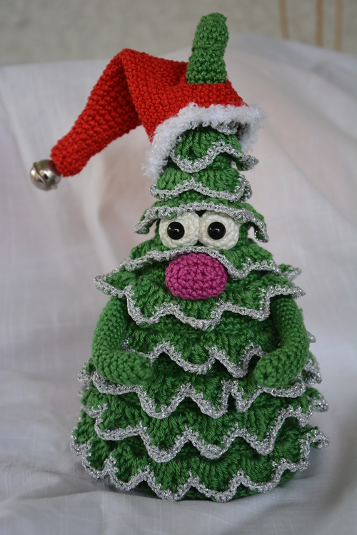 Häkelanleitung Amigurumi / Weihnachtsbaum *Herr Tannislav Baum* mit Beleuchtung / Weihnachten