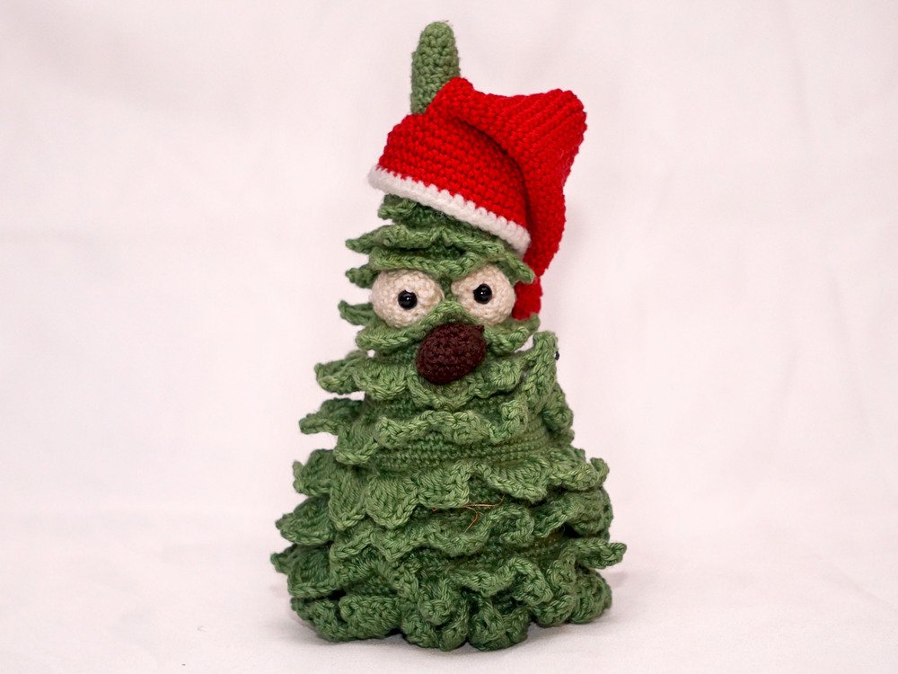 Häkelanleitung Amigurumi / Weihnachtsbaum *Herr Tannislav Baum* mit Beleuchtung / Weihnachten