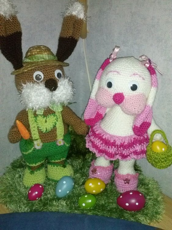 Hase Mädchen Rosalie 30 cm mit Osterkörbchen zu Ostern, Osterhase Kuscheltier