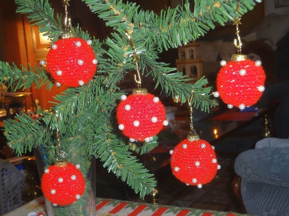 Weihnachtskugeln - 3 Großen und 6 Designs - Häkelanleitung